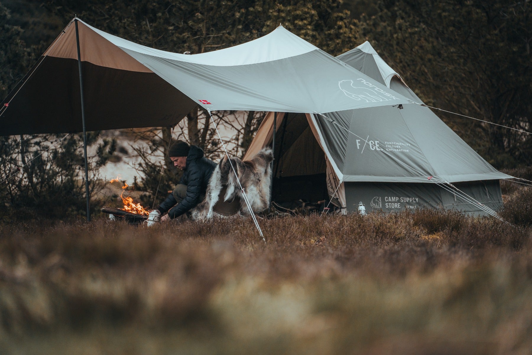 Nordisk Kari 12 タープ 3x4 m Nordisk KARI 12 TARP TECHNICAL COTTON