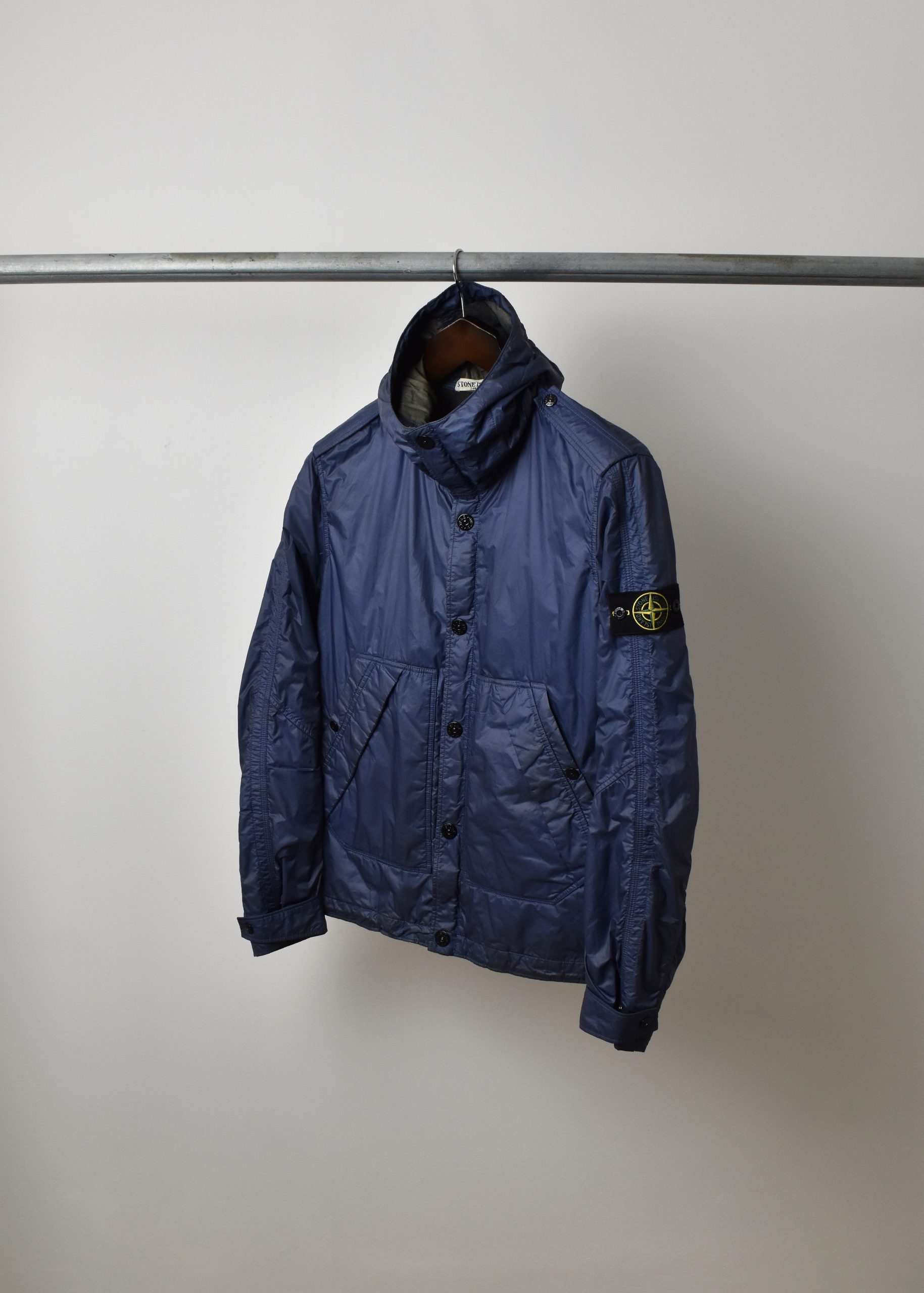STONE ISLAND SS11 MICRO RIP STOP TYVEK SHIELD JACKET (L) - Jazzy