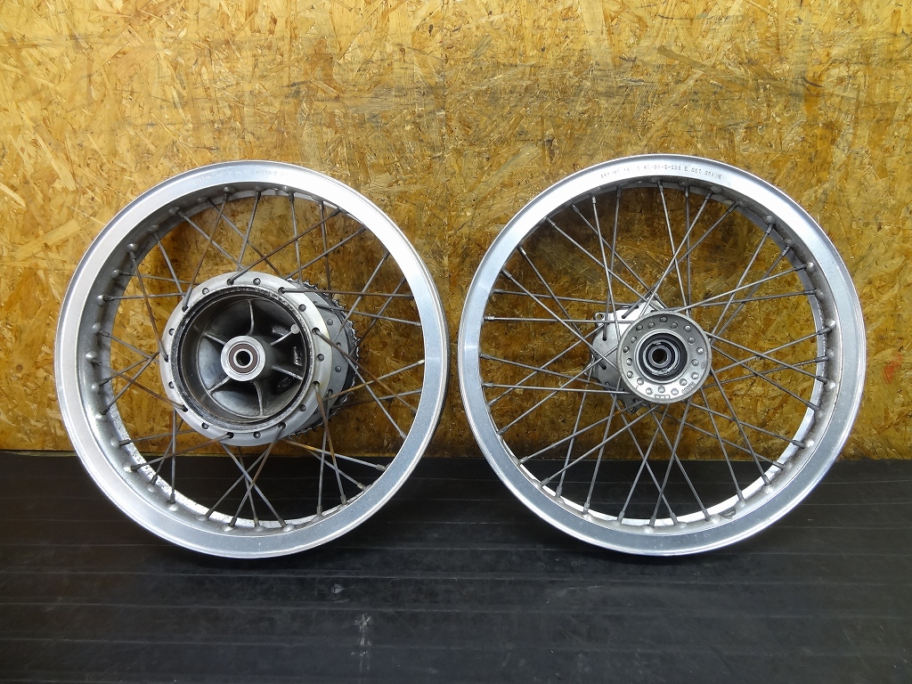 171213.Y】SR400(RH01J-005)☆AKRONT アクロン Hリムホイール フロント