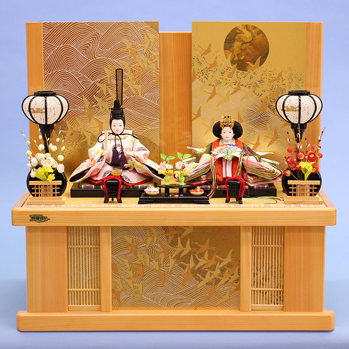 雛人形・収納台屏風セット 幅55cm 桧千羽鶴 – 寿鳳人形の東芸