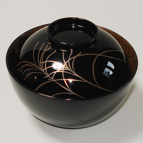 輪島塗 吸物椀 蓋付き -秋草の蒔絵仕上げ- [内面銀地/外面黒色] 布袋形