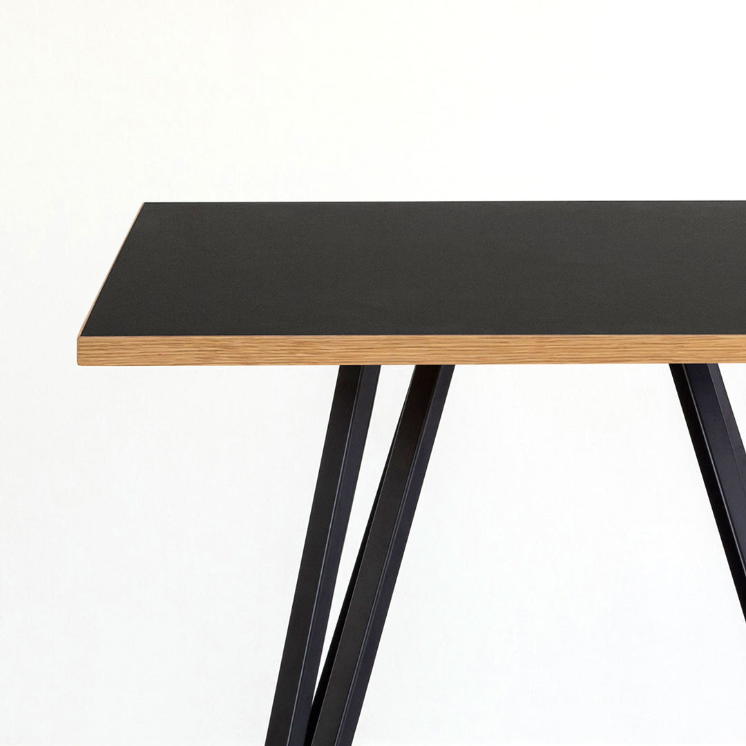 THE CAFE TABLE / リノリウム Black Steel トライアングル 4pin