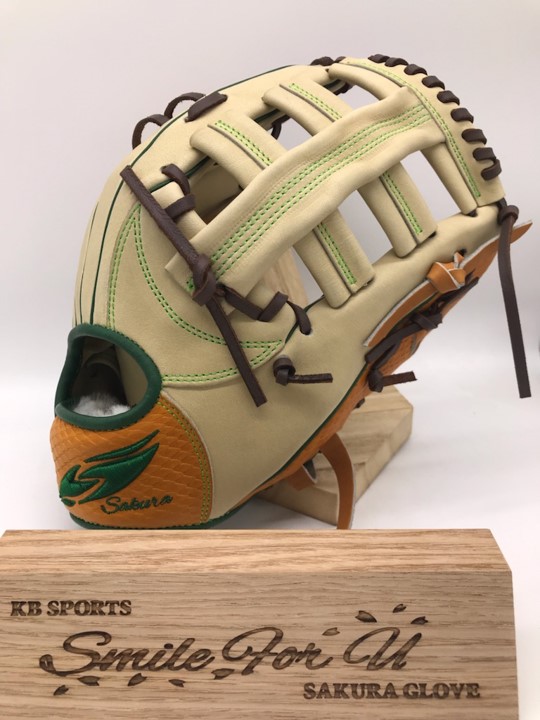 SAKURA GLOVES PHOTO - KBスポーツ