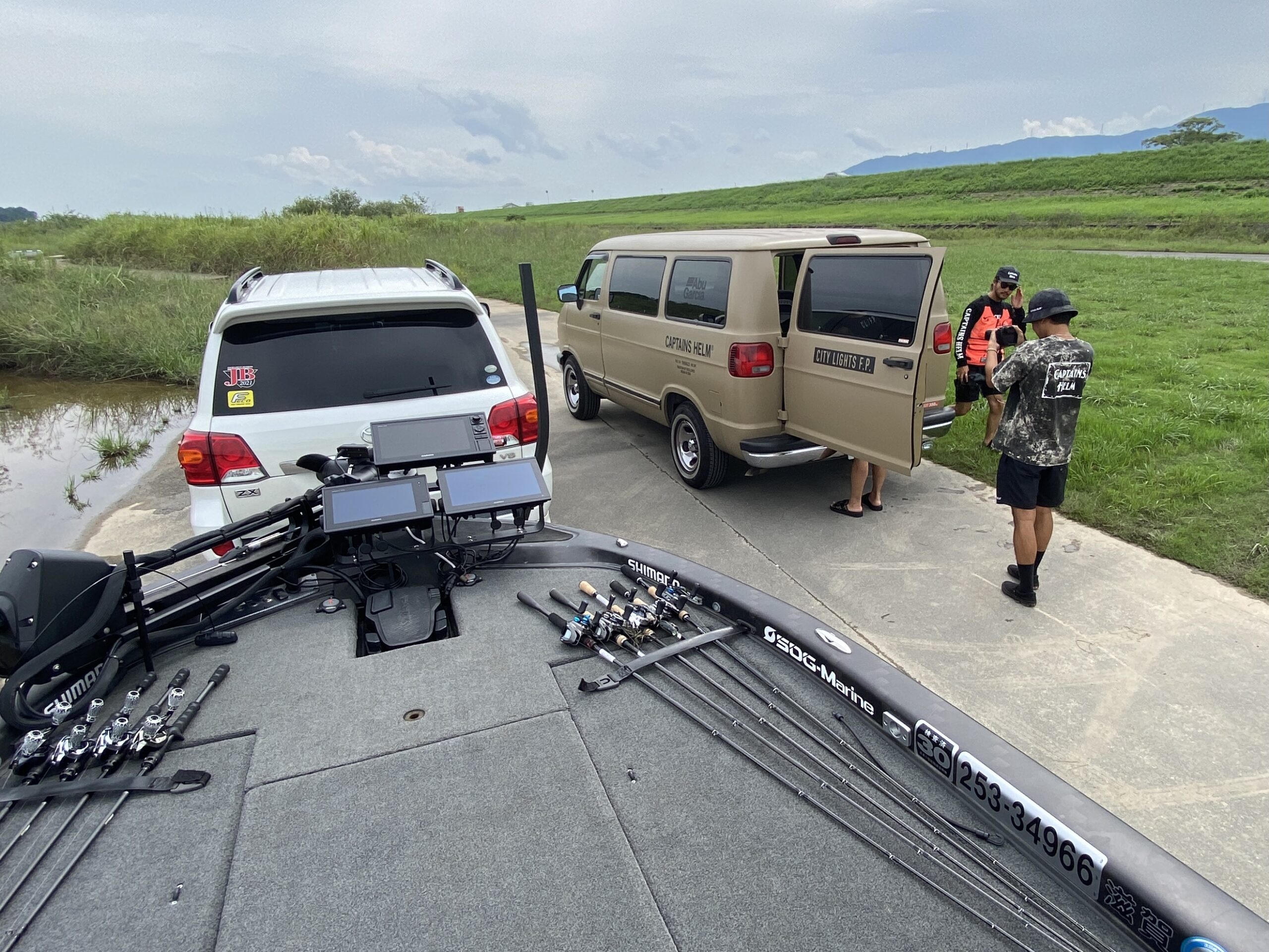 TEAM CAPTAINS HELM in 長良川 - 黒田健史の「いろはにほへと」