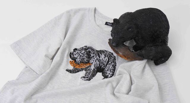 注目の新作Tシャツ！＞マーブルシュッドと木彫り熊が出会いました