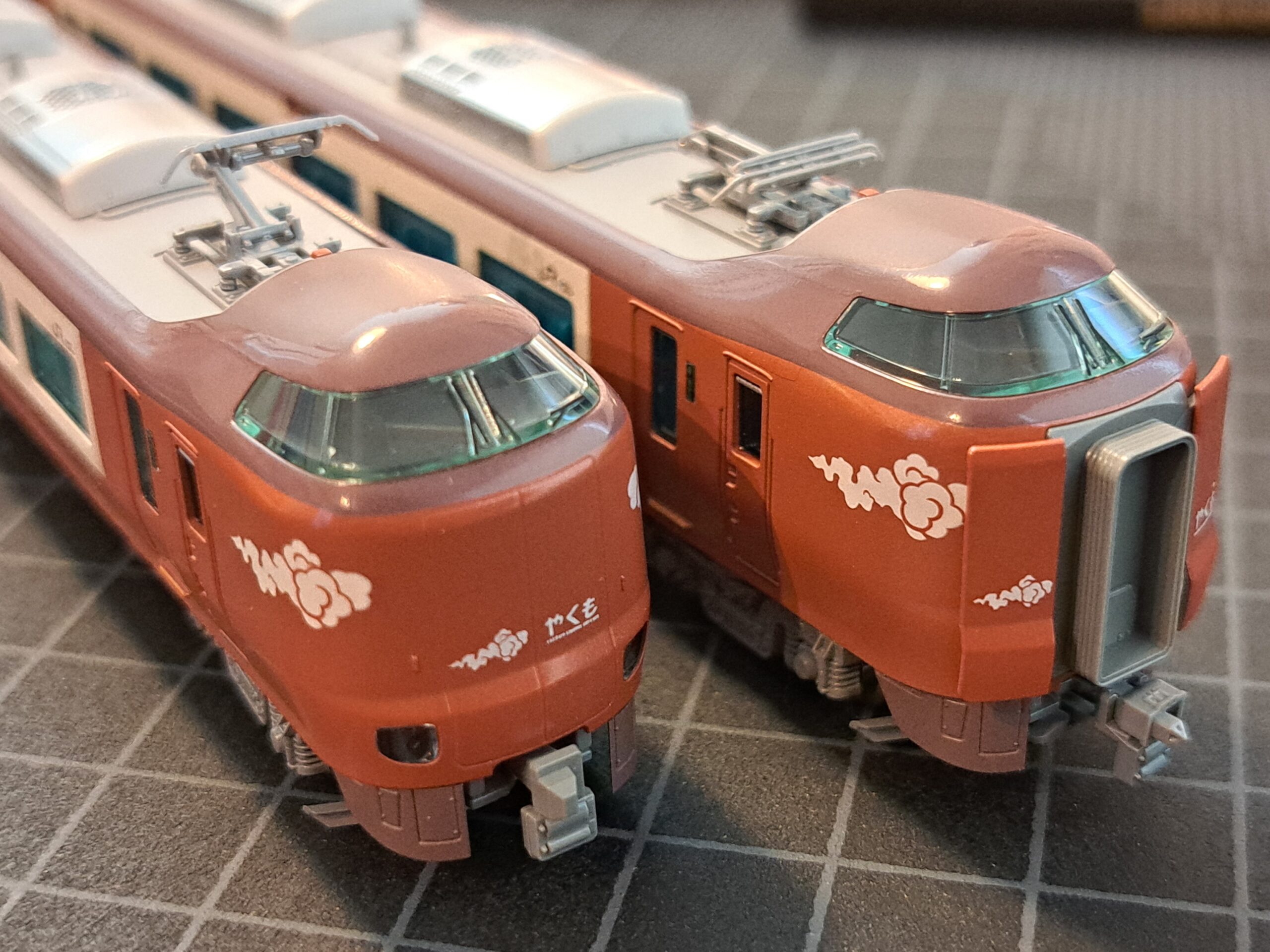 Nゲージ】カッコ良くて衝動買い…KATOの273系「やくも」を入線整備