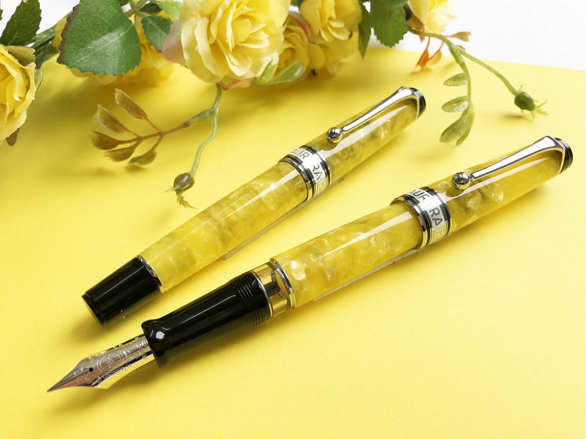 アウロラ限定万年筆 オプティマ365 GIALLA（ジャーラ） | ナガサワ文具