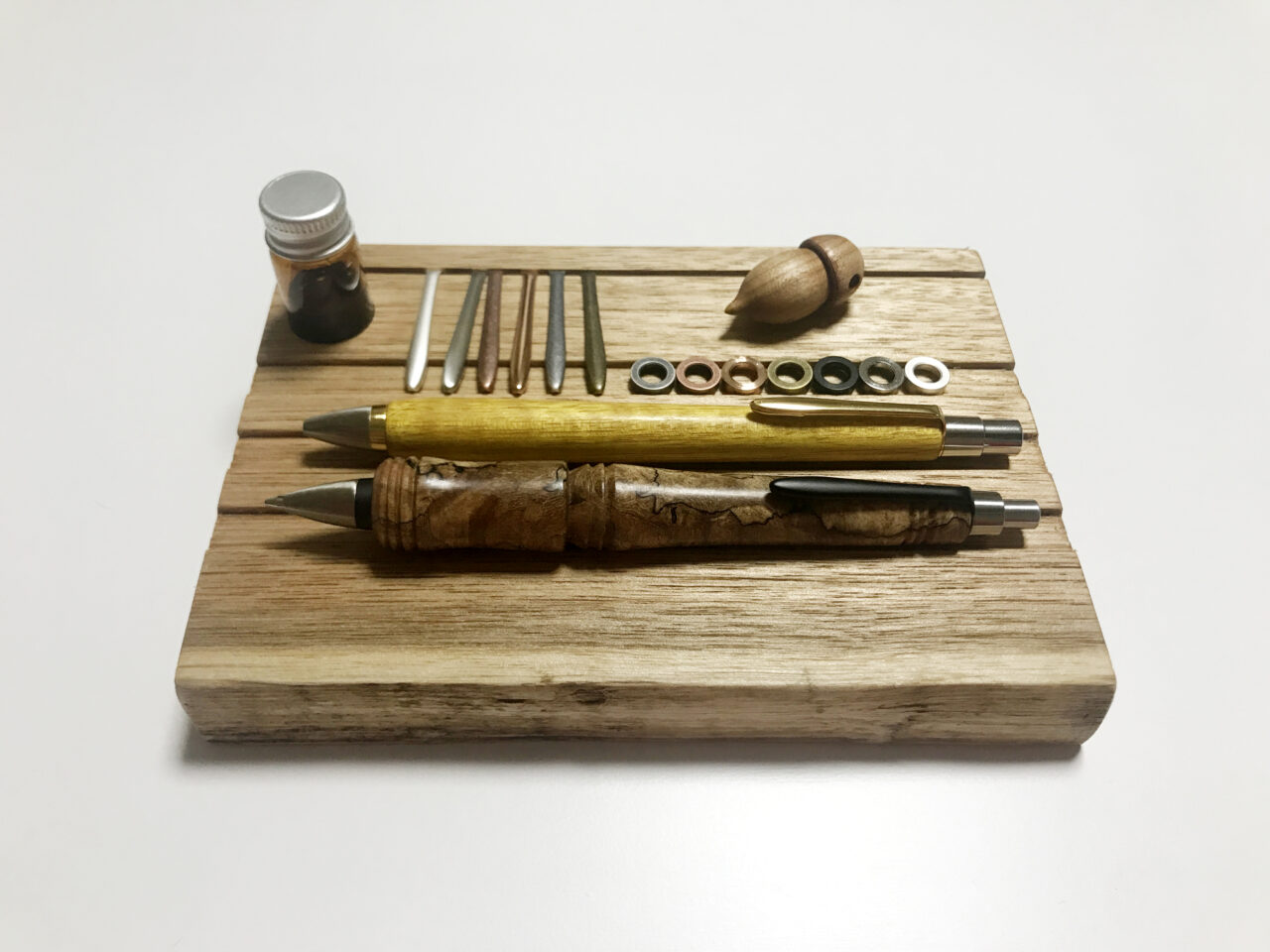 こだわりの逸品！大阪が生んだ木軸筆記『Woodpen craft(ウッドペン