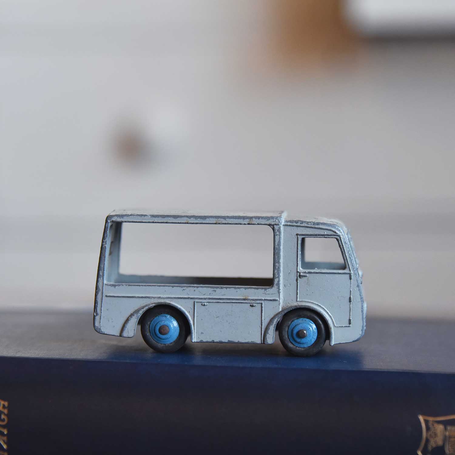 イギリス Dinky Toys 30V Electric van ディンキー ミニカー/TY-06