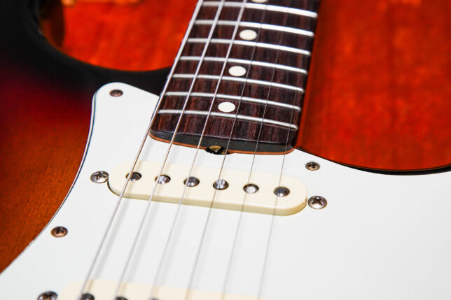 レビュー】American Vintage 62 Stratocaster Thin Lacquerの詳細写真