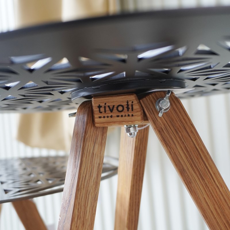 キャンプでもおしゃれに 「山のU」のアサオブライフ天板と「tivoli