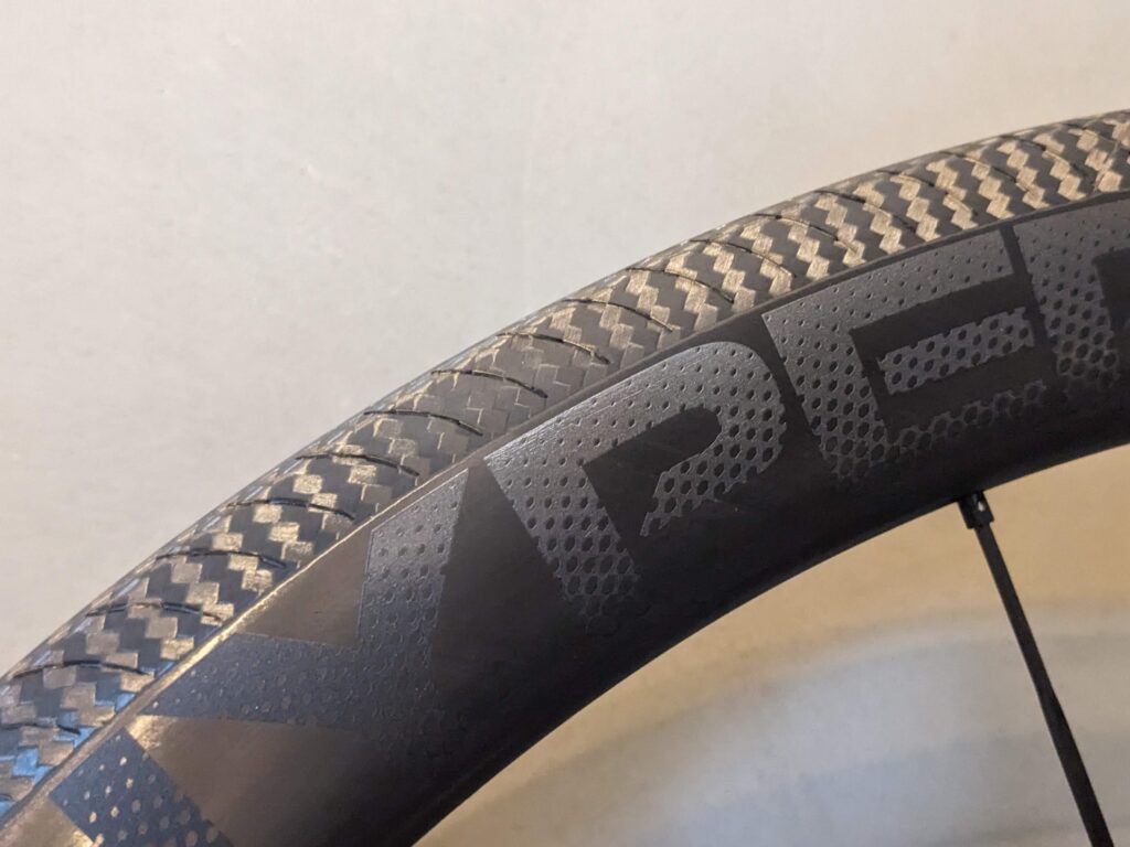 LUN (ルン) 新モデル HYPER SE カーボンホイール 【リムブレーキ