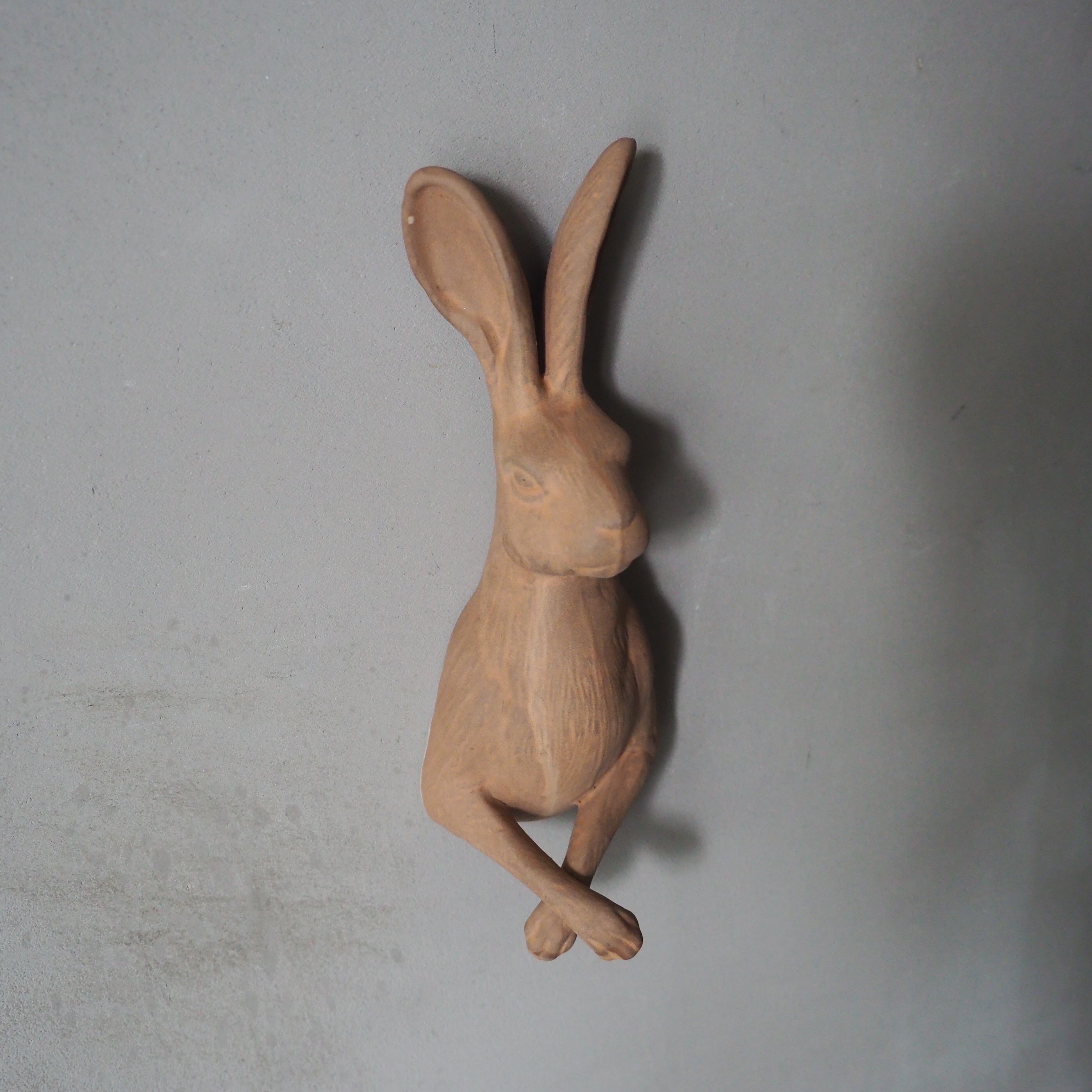 Curious Hare Hook Brown KN-026H-20