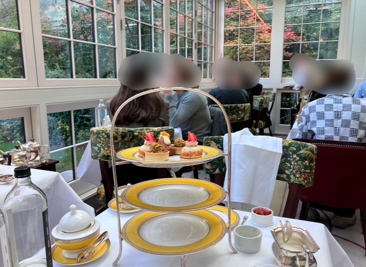 ロンドンの五つ星ホテル「ザ・ゴーリング」でアフタヌーンティー