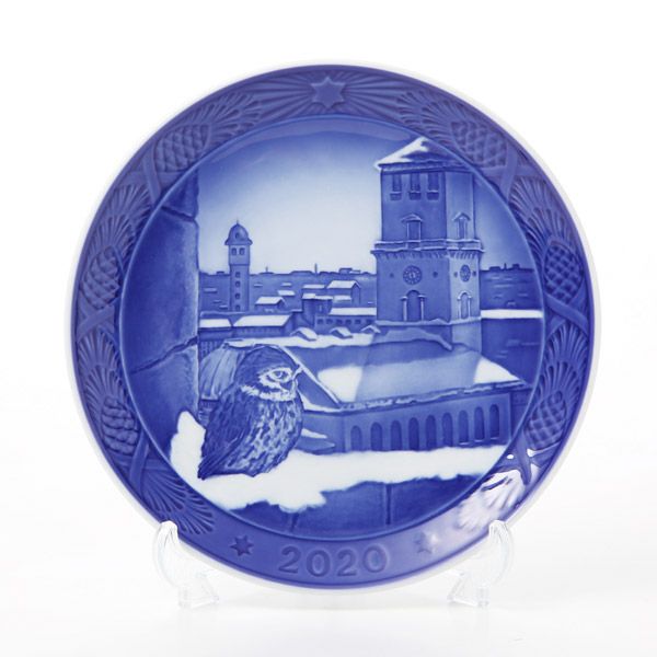 ロイヤルコペンハーゲン（Royal Copenhagen） イヤープレート 18cm