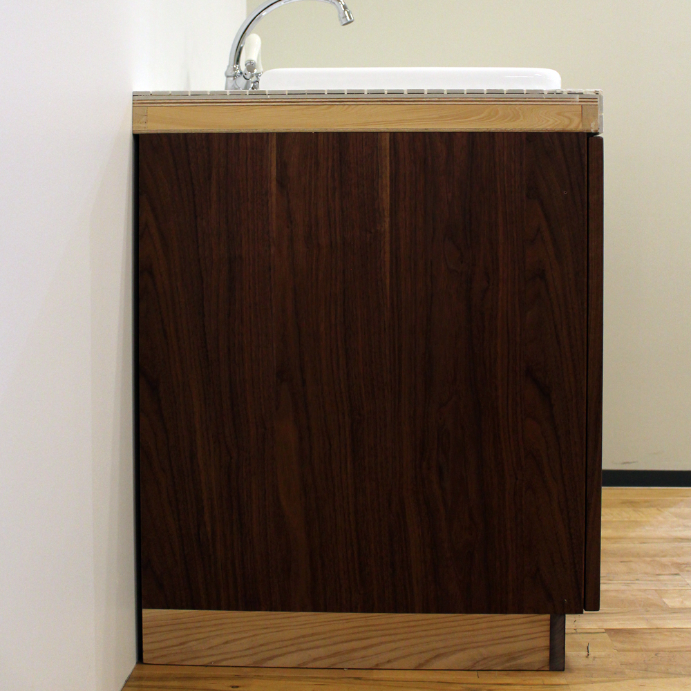 関西限定！現品のみ対象 ウォールナット材×25角タイル 洗面台のご購入