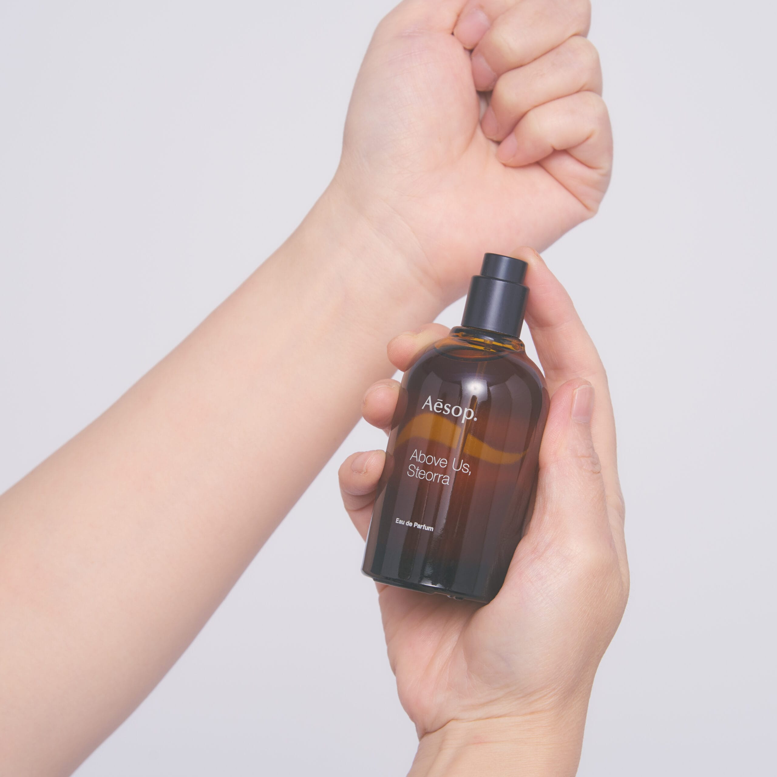 イソップ】のフレグランス最新作は「天空のアンバー」。可能性と予感に