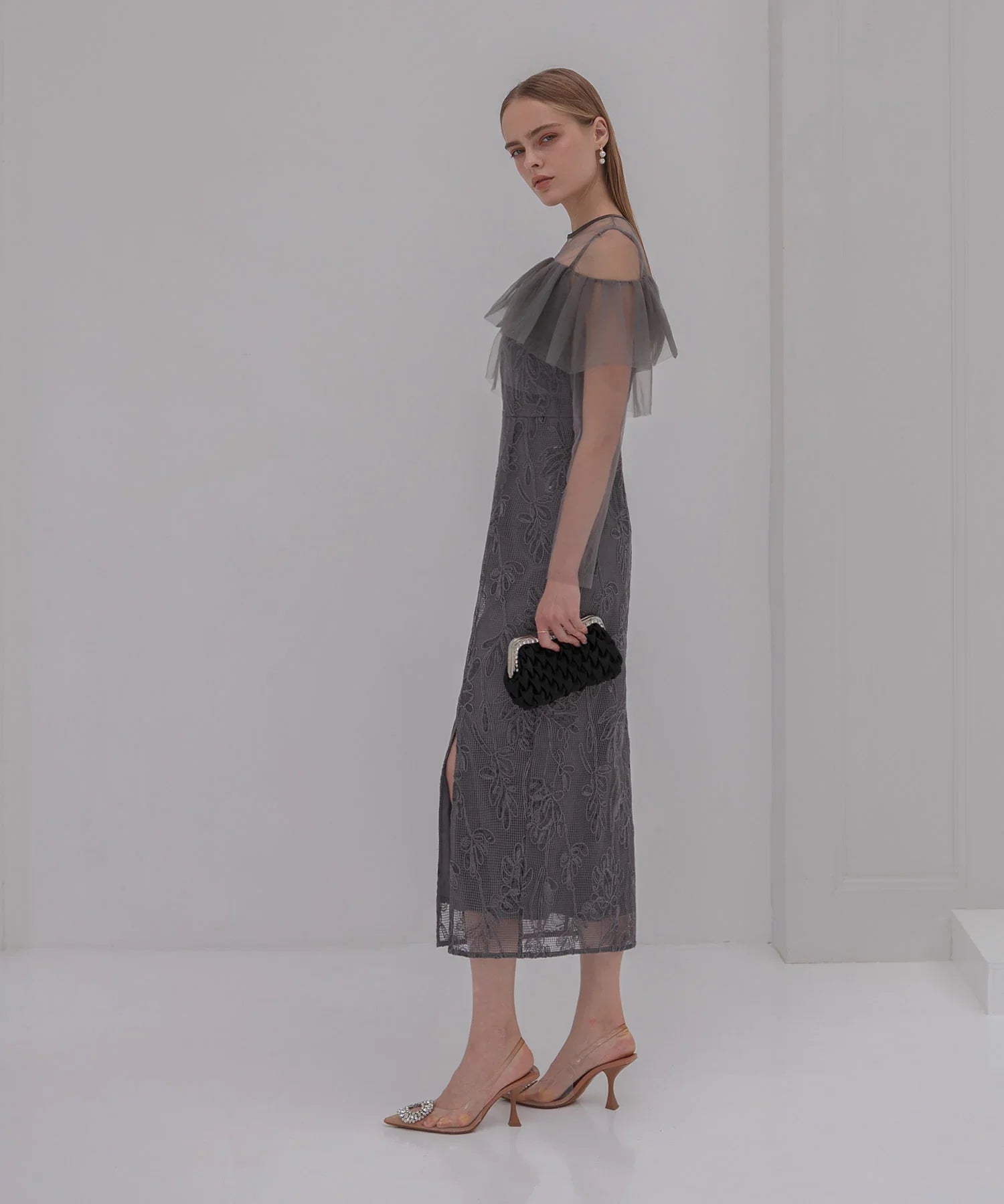 SOLD OUT】2WAYアシンメトリーフリルチュールフラワーIライン