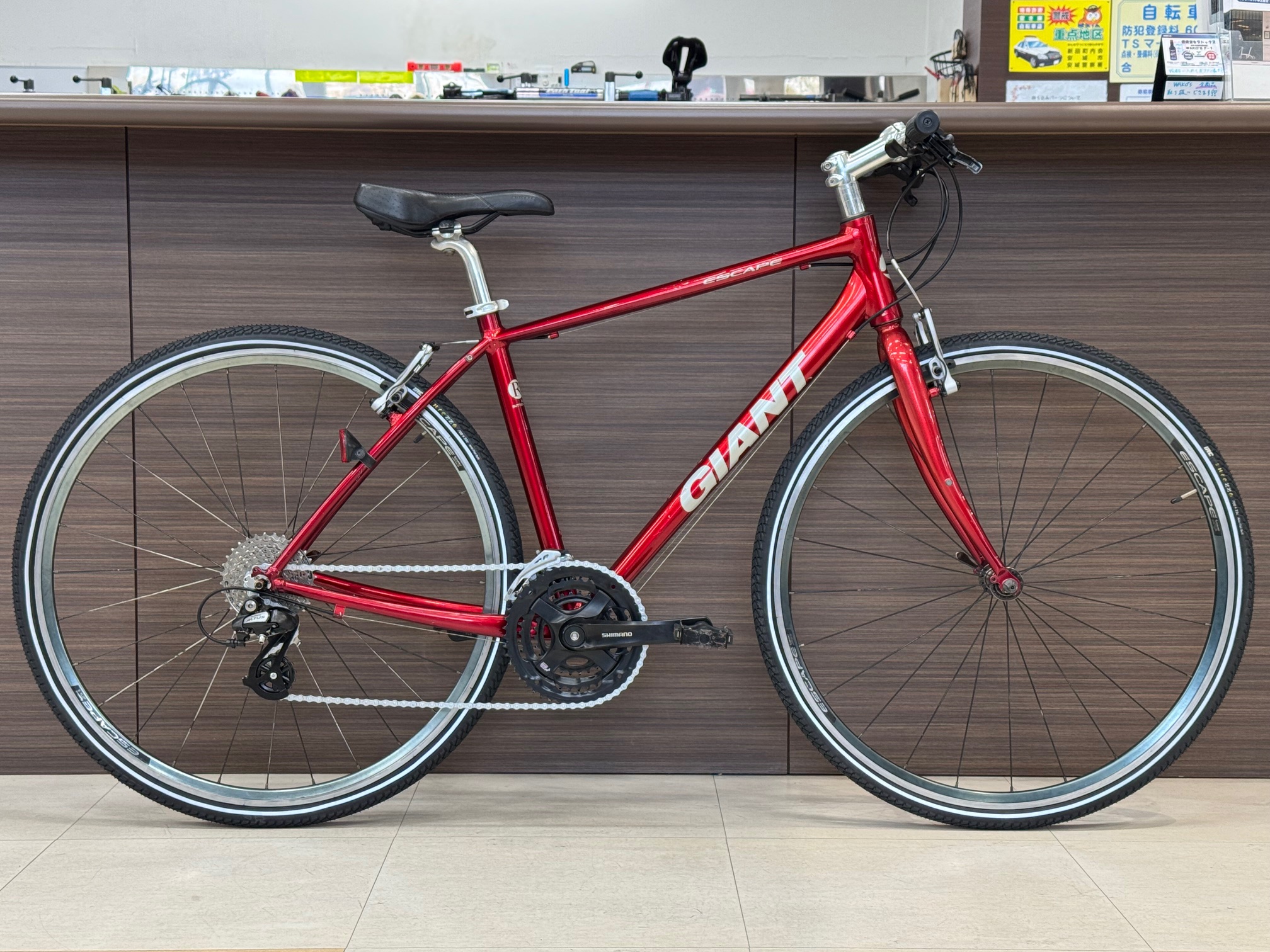 GIANT ESCAPE R3 700C アルミ24速 500mm GREY GIANT ESCAPE R3 700C