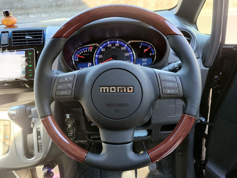 本日のみ値下げレカラステアリングMK9 エレガントブラック