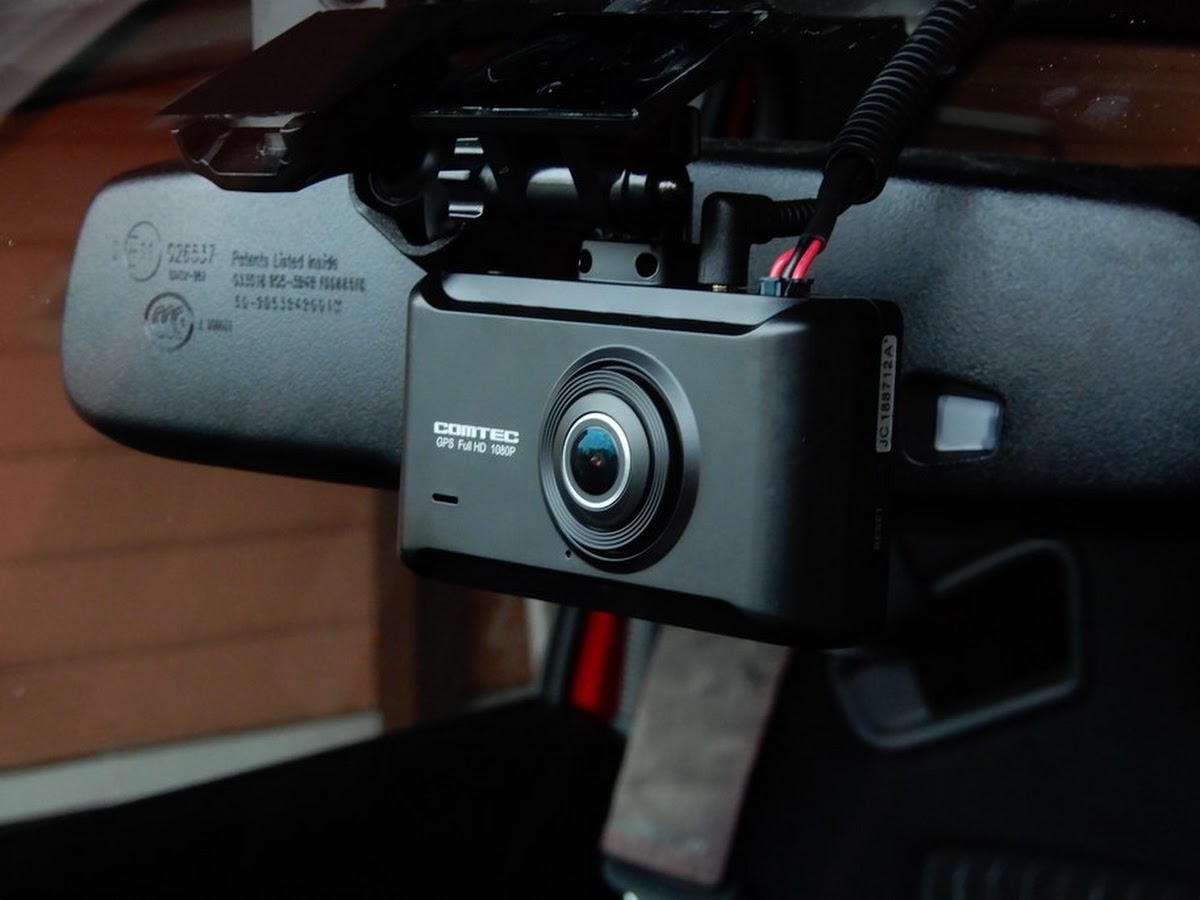 コムテック ドライブレコーダー ZDR-038 フロント、リアカメラ