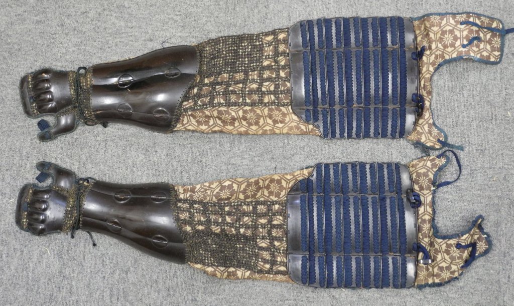 鎧の籠手 と脛当 毘沙門籠手 #脛当 #ジャンク #鎧兜 #甲冑 #具足 #