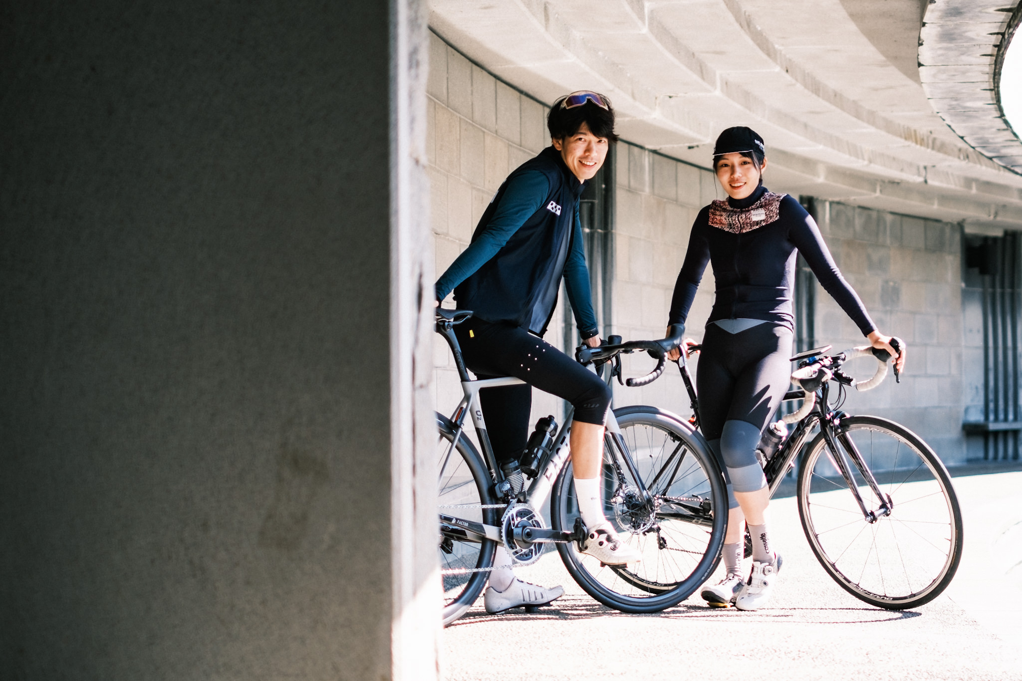 アソス サイクリング用アームウォーマー 、ニーウォーマー4点セット