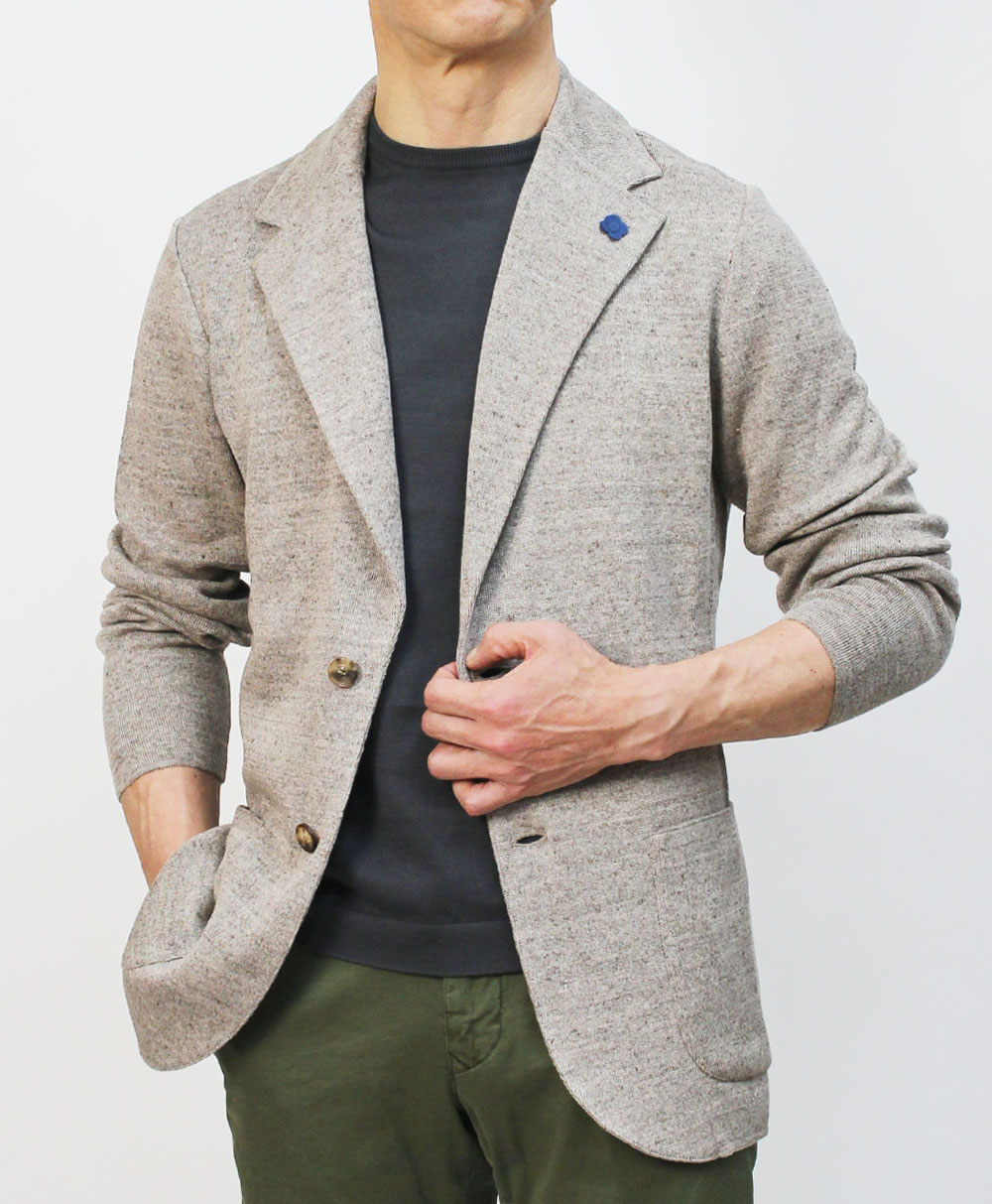 LARDINI（ラルディーニ）オトナ上品な着こなしには必需品のニット