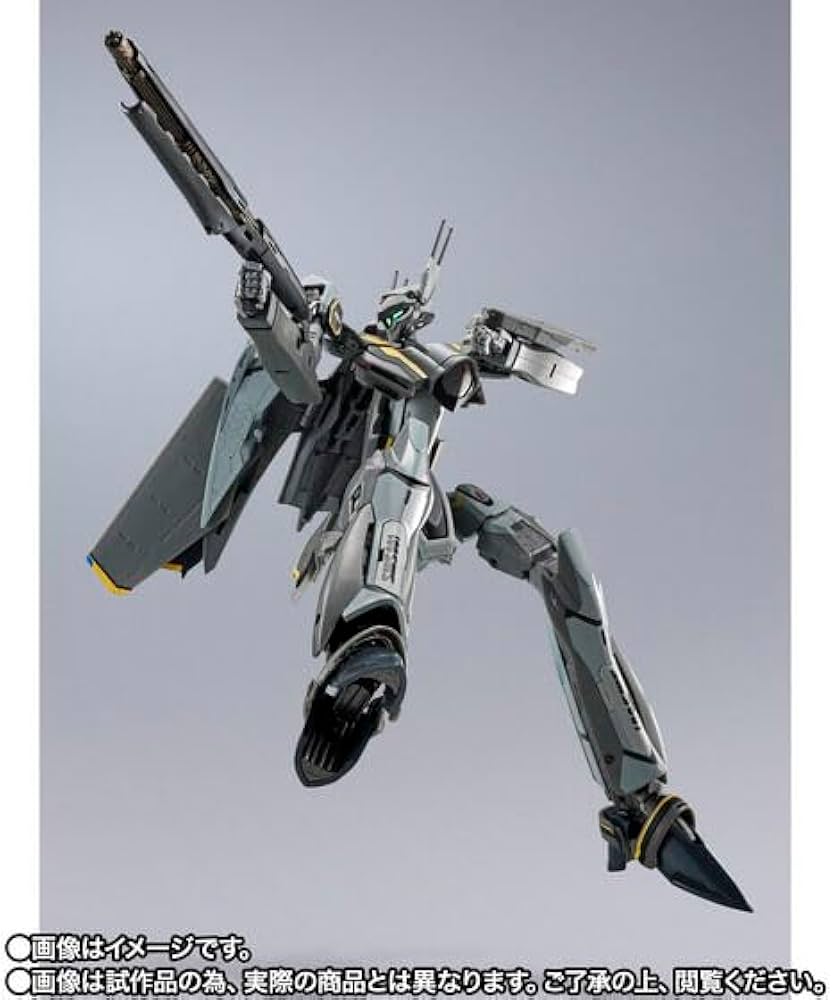 Amazon.co.jp: DX超合金 VF-25S アーマードメサイアバルキリー オズマ