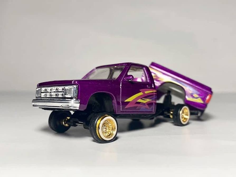 Amazon | Revell 1/64 LOWRIDER CHEVY S-10 pickup レベル