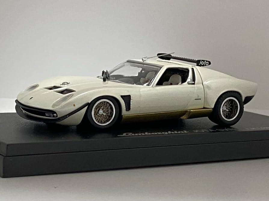 Amazon.co.jp: ランボルギーニ イオタ SVR ミニカー 京商 1/43