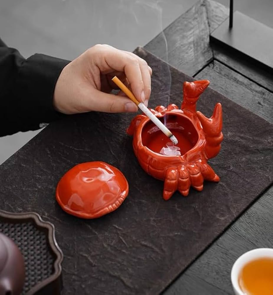 Amazon.co.jp: 灰皿 蟹 工事 キャラクター テーブル用灰皿 卓上灰皿 大