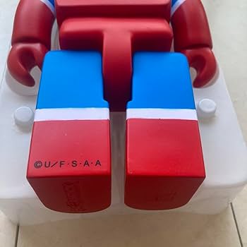 Amazon.co.jp: ベアブリック アクション仮面しんちゃん 400%クレヨン