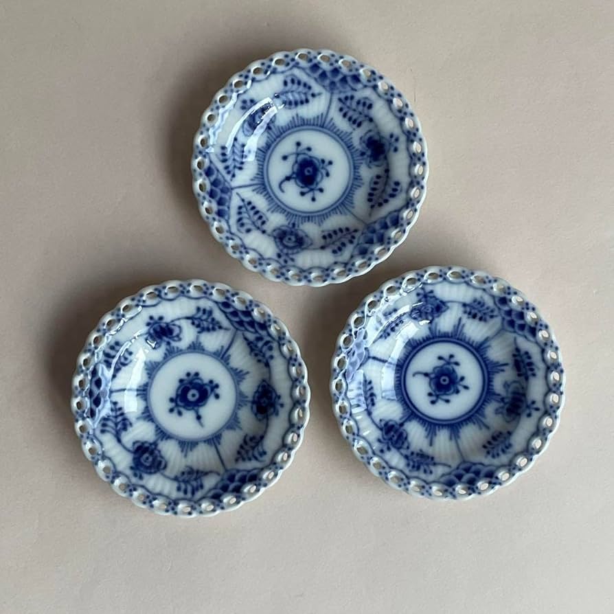 Amazon | ロイヤルコペンハーゲン ブルーフルーテッド フルレース 豆皿