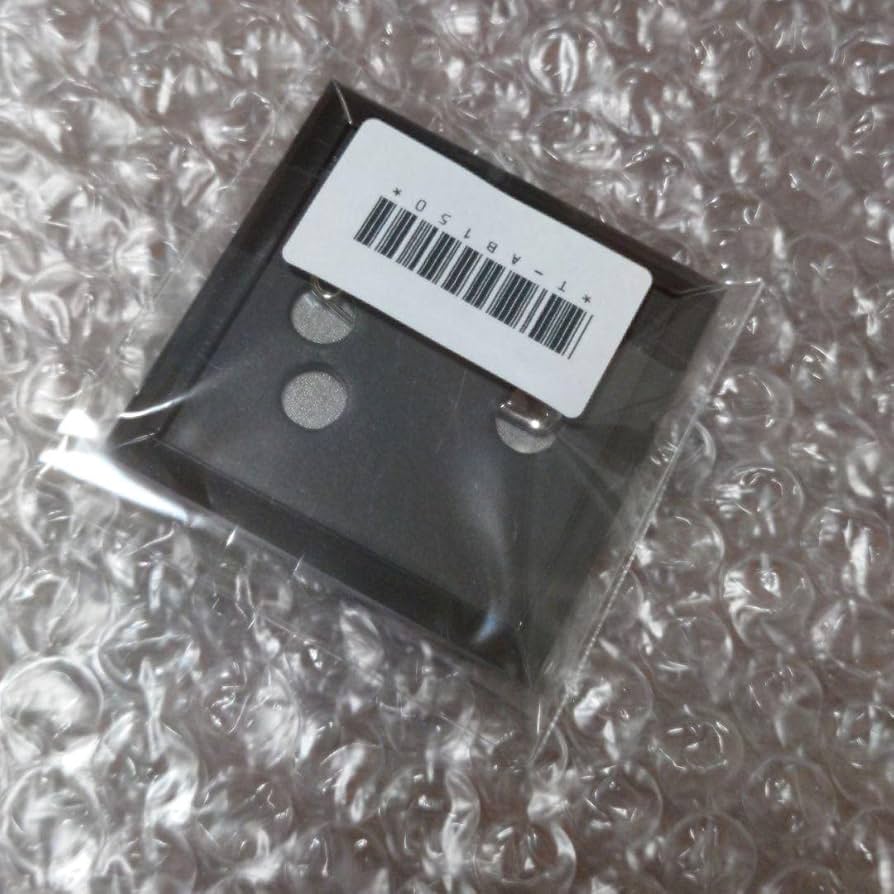 Amazon | メイドインアビス たけくじ コマ缶バッジ 白笛オーゼン