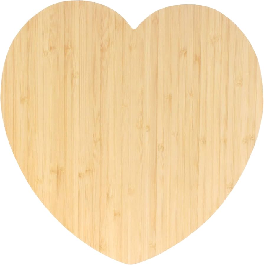 Amazon.com: BambooMN Heart-Shaped Bamboo Serving and Cutting Board