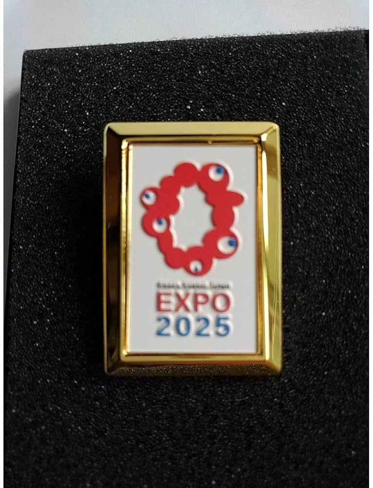 万博カザフスタンパビリオン ピンバッジ 現在市場ではほぼ入手不可能