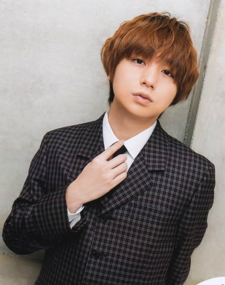 Amazon.co.jp: Hey! Say! JUMP 公式生写真（伊野尾慧）HAL00649 : おもちゃ