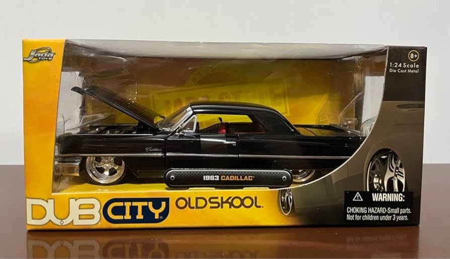 Amazon.co.jp: JADA TOYS 1/24 DUB CITY 1963 CADILLAC : おもちゃ