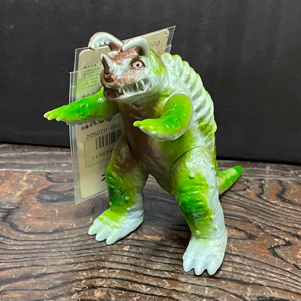 Amazon.co.jp: ネロンガ集合タグ ソフビ ウルトラ怪獣シリーズ旧800