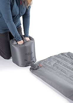 Amazon.co.jp: Rab Stratosphere 5.5 軽量断熱スリーピングパッド