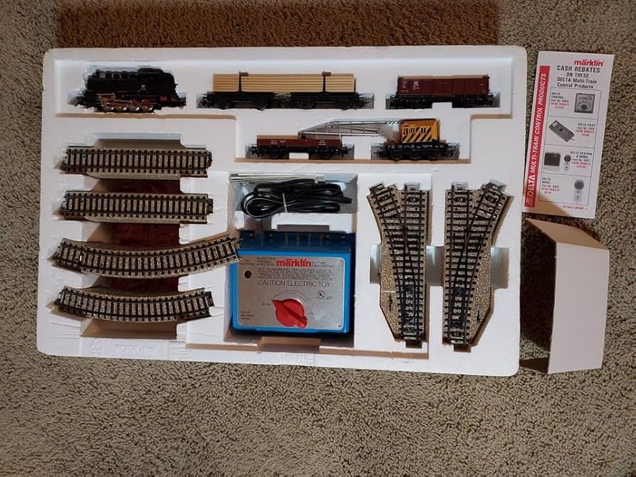 Amazon.com: MARKLIN HO Deluxe Large Delta Starter Train Set 2964