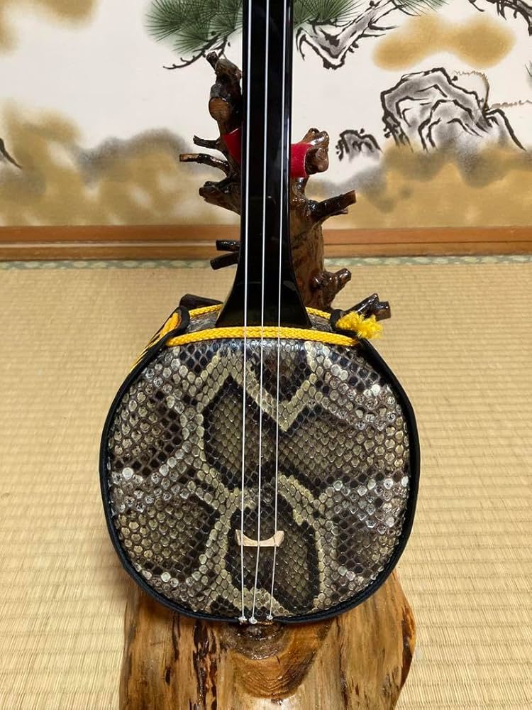 沖縄三線！貴重！知念大工型！本蛇皮！本張り！【一枚張り】②㉒