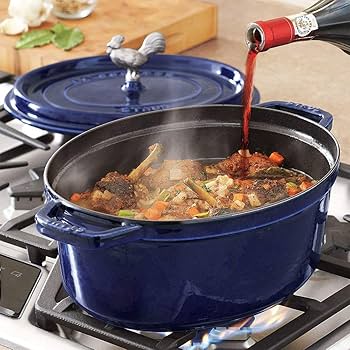 Amazon.com: Staub Cast Iron Roaster/Cocotte, Oval 31 cm, 5.5 L