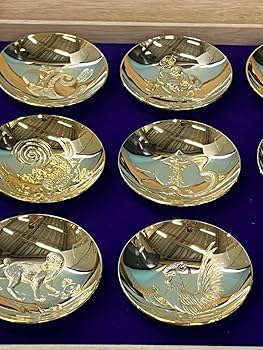 Amazon.co.jp: 十二支金盃セット 12客 24KGP 純金仕上げ 木箱入り 干支