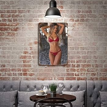 Amazon.co.jp: ブリキ看板 メタルプレート セクシー 金髪美女 ポスター