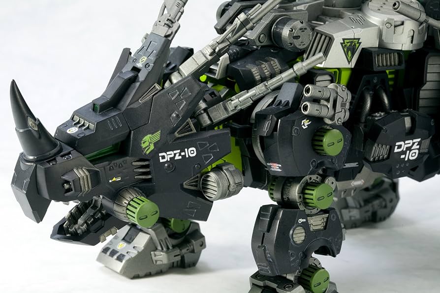 Amazon.com: 1/72 DPZ-10 ZOIDS DARK HORN - High End Master Model