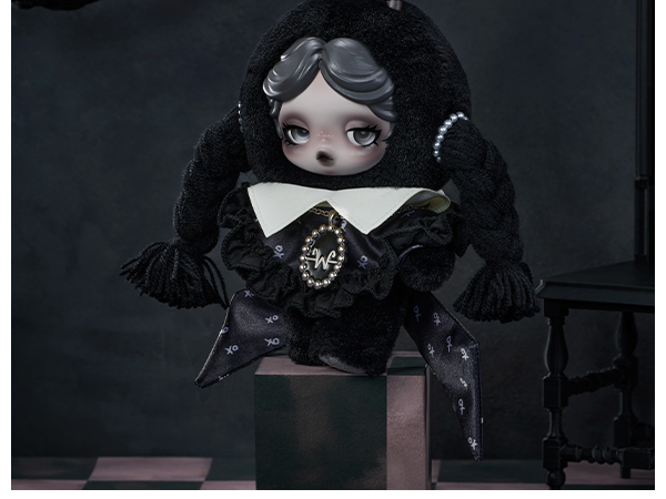 Amazon.com: POP MART SKULLPANDA × Wednesday Plush（Classic Dress