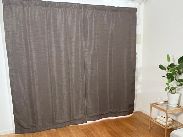 Amazon｜ピアリビング 防音カーテン Otonagi (幅110cm×丈135cm