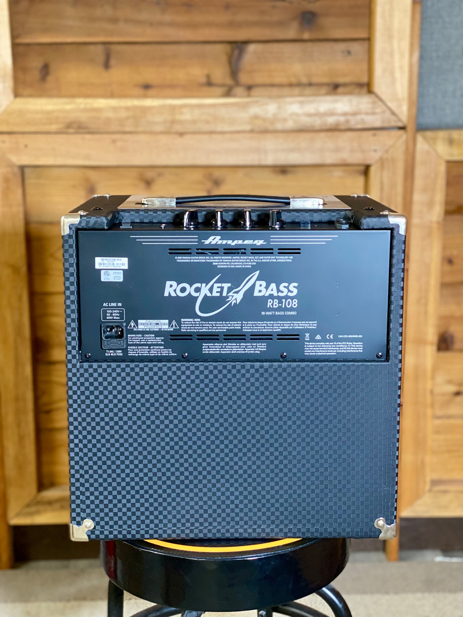 Ampeg Rocket Bass RB-108 30 Watt Combo Bass Amp – Maar's Music